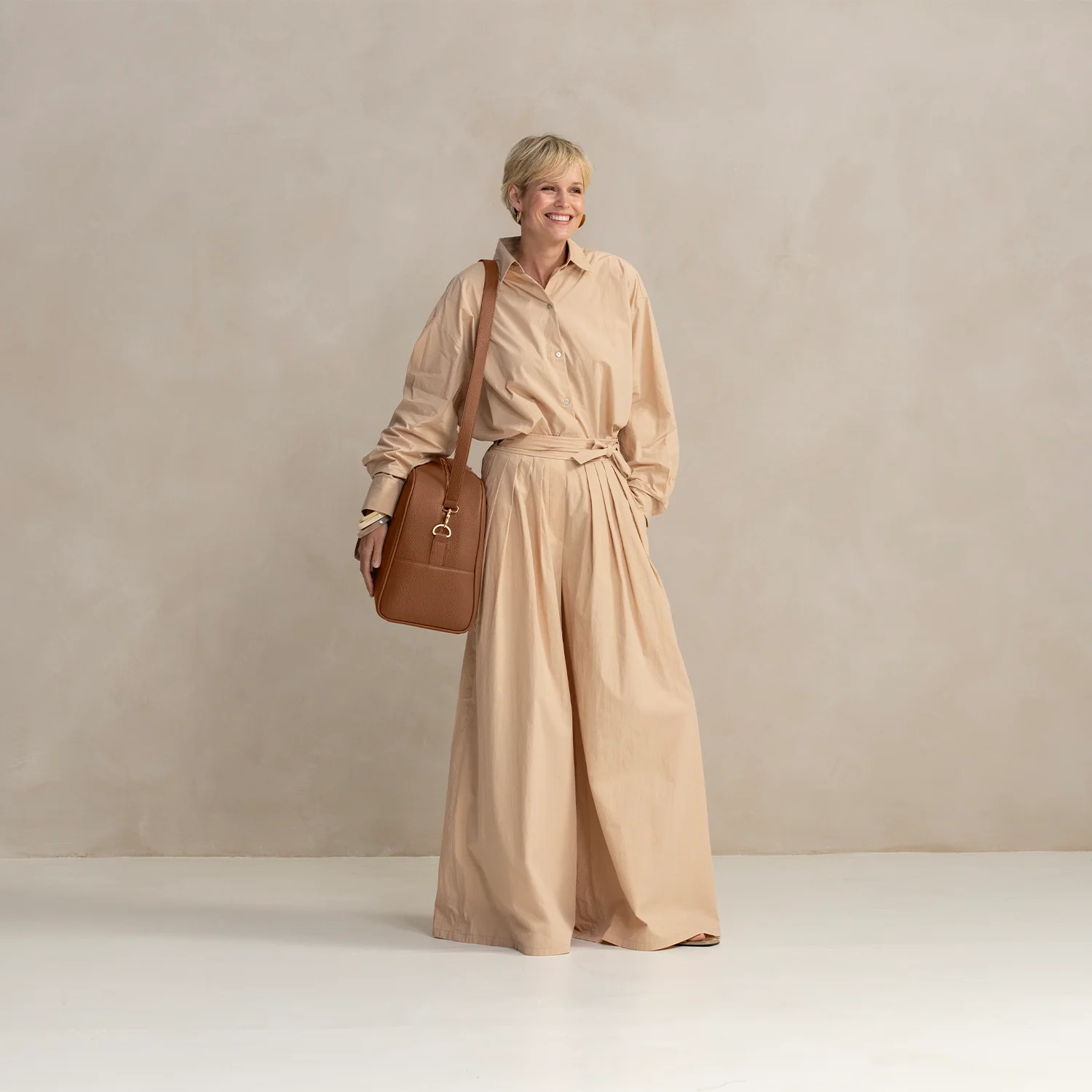 Fab Seventies - Camel - Weekender Bag - Image 8